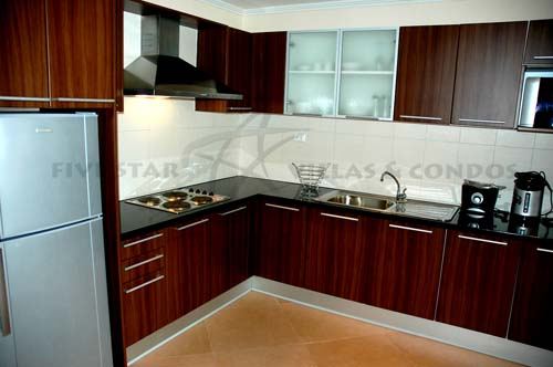 Condominium for rent in Jomtien showing the kitchen Condominium for rent in Jomtien showing the kitchen