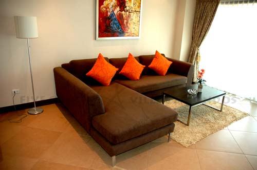 Condominium for rent in Jomtien showing the sitting area Condominium for rent in Jomtien showing the sitting area