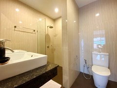 House for sale Bangsaray beach showing the master bathroom 
