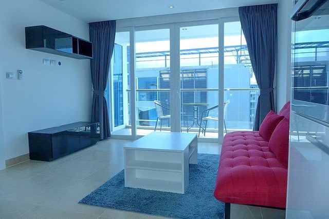 Condominium for rent Pattaya showing the living room Condominium for rent Pattaya showing the living room