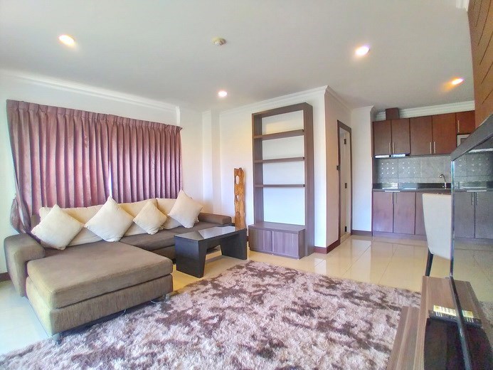 Condominium for rent Pattaya showing the living room Condominium for rent Pattaya showing the living room