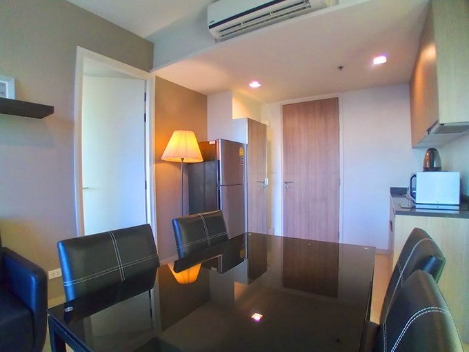 Condominium for rent UNIXX South Pattaya showing the dining area Condominium for rent UNIXX South Pattaya showing the dining area