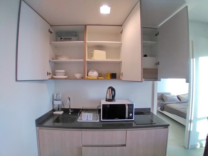 Condominium for rent UNIXX South Pattaya showing the kitchen Condominium for rent UNIXX South Pattaya showing the kitchen
