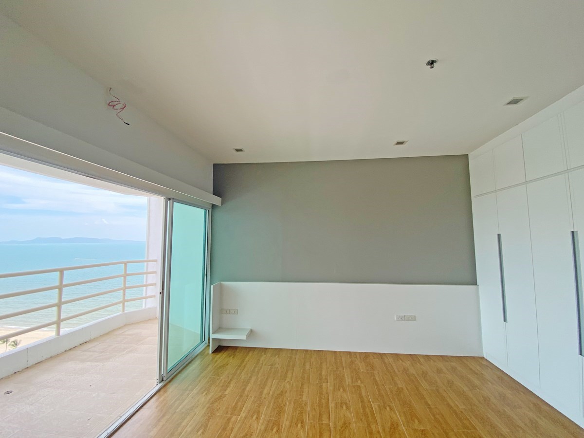 Condominium for sale Jomtien Beach Pattaya showing the third bedroom Condominium for sale Jomtien Beach Pattaya showing the third bedroom