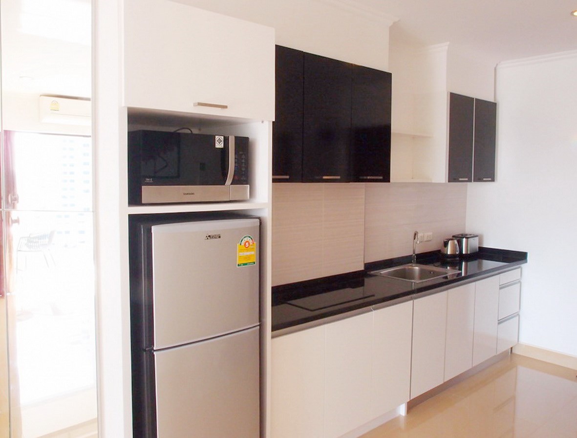 Condominium for rent Jomtien showing the kitchen Condominium for rent Jomtien showing the kitchen