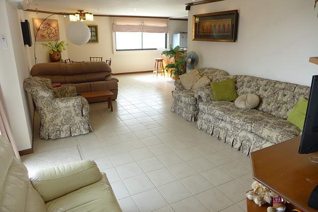 Condominium for rent Jomtien showing the open plan Condominium for rent Jomtien showing the open plan