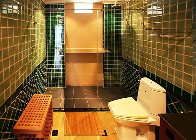 Condominium for sale Jomtien showing the second bathroom Condominium for sale Jomtien showing the second bathroom