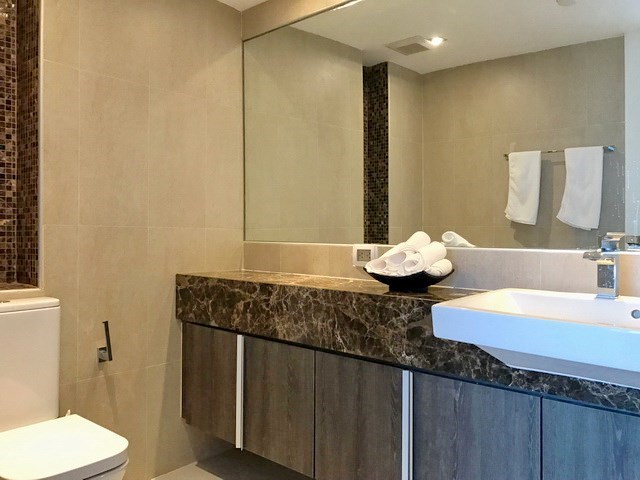 Condominium for sale Central Pattaya showing the bathroom Condominium for sale Central Pattaya showing the bathroom